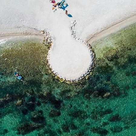 Tatil parkı Mobile Homes Pine Tree Dobropoljana