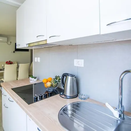 Mobile Homes Pine Tree Tatil parkı