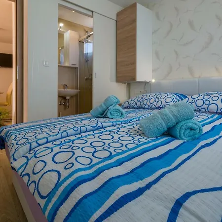 Mobile Homes Pine Tree