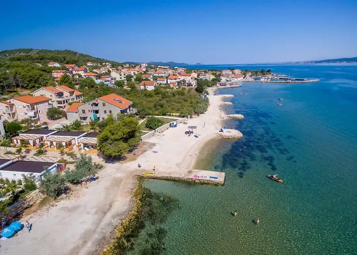 Park za odmor Mobile Homes Pine Tree Dobropoljana