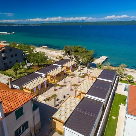 Mobile Homes Pine Tree פארק נופש *